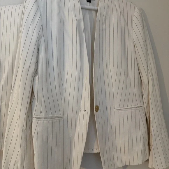 Ann Taylor Cream Pinstripe Blazer and Trousers Set - Picture 2 of 6